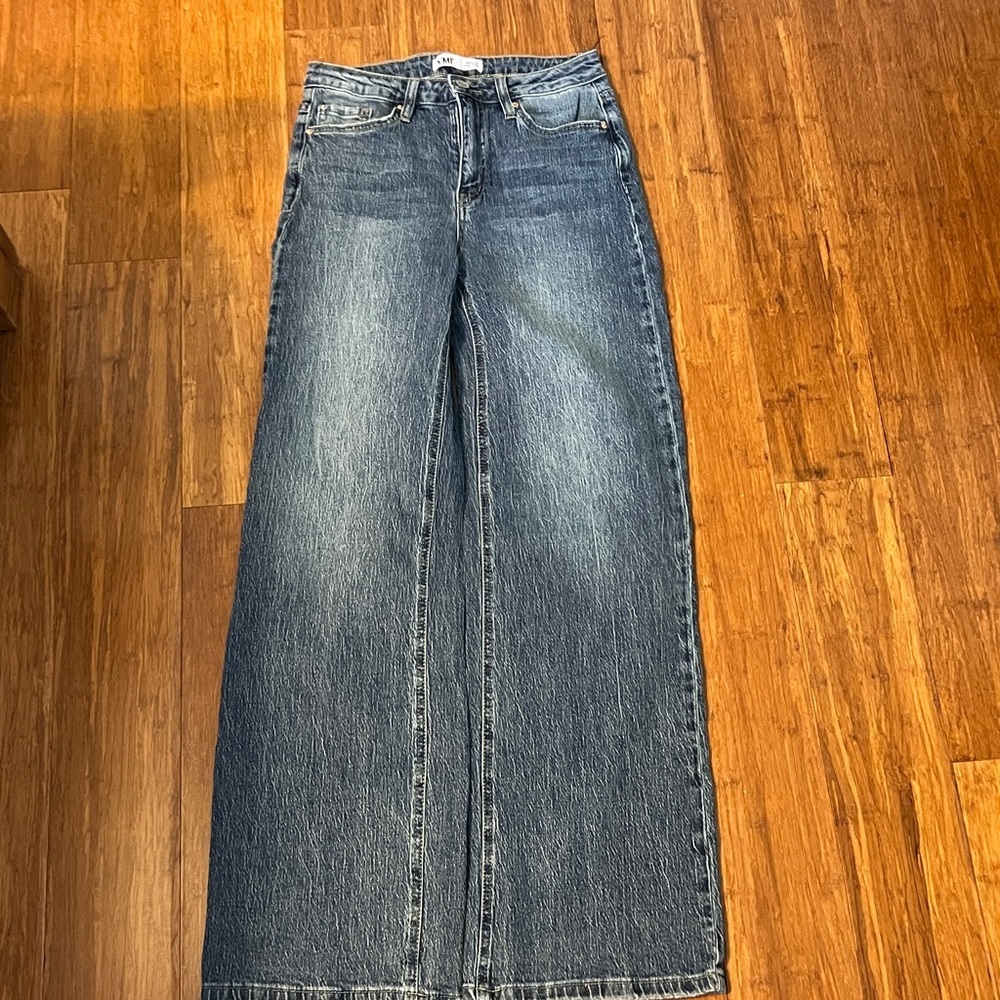 37. YMI Women's Luxe Bella Wide leg, Hise Rise Jeans, Sz. 5/27, Worn once, EUC - Picture 8 of 14